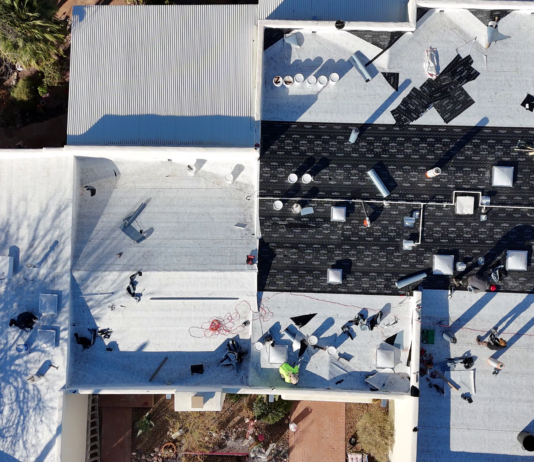How Do I Choose a Reliable Roofing Contractor?